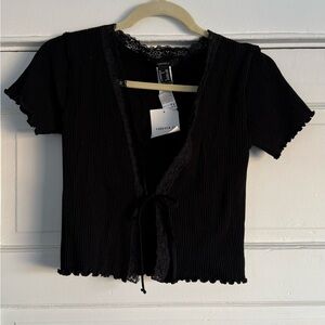 Forever 21 cropped tie front top